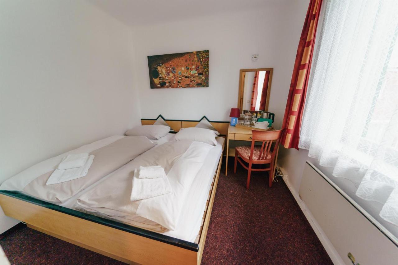 Gaestehaus Frank Ξενοδοχείο Velden am Wörthersee Εξωτερικό φωτογραφία